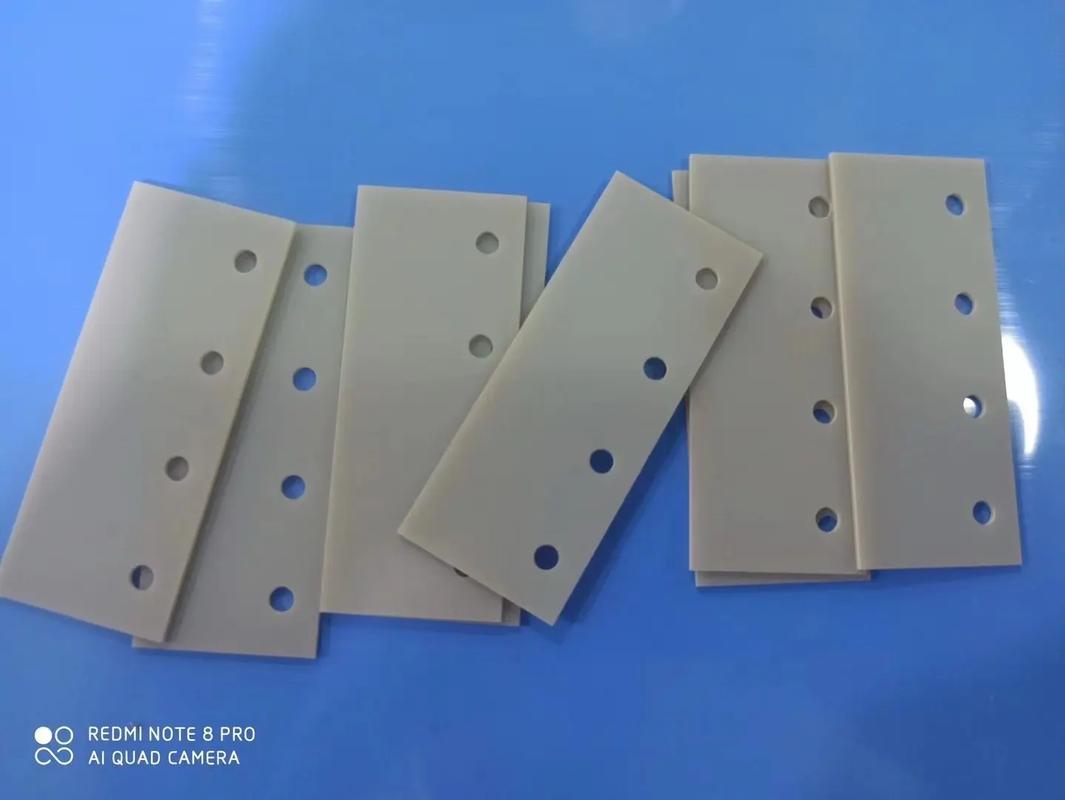 氮化铝陶瓷片是一种具有优异性能的新型陶瓷材料,以下是关于它的
